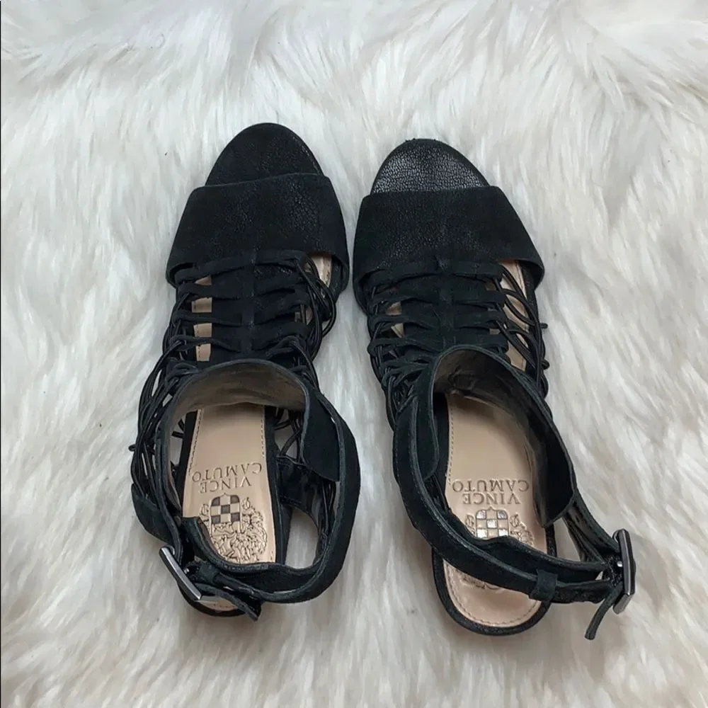 Vince Camuto Esray Black Suede Sandals Sz‎ 7